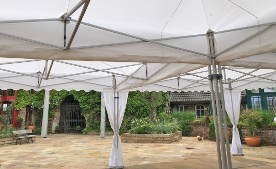 Cateringzelt Mastertent 4 x 8 m (schwer) 