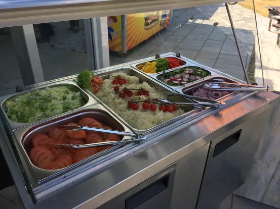 K&uuml;hltheke mit Glasfront