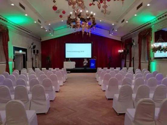 10er Wurfhusse Stuhl wei&szlig;