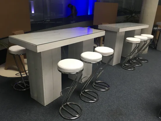 Wood Hightable Set 6P. Z-Fu&szlig; wei&szlig;