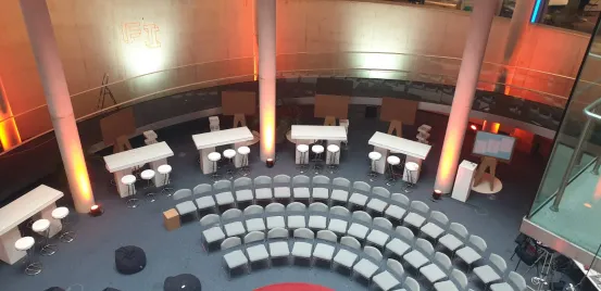 Wood Hightable Set 6P. Z-Fu&szlig; wei&szlig;