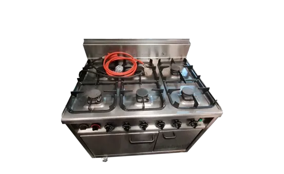 Gasherd mit Backofen