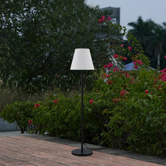 Stehlampe ,,JIMMY'' Schwarz