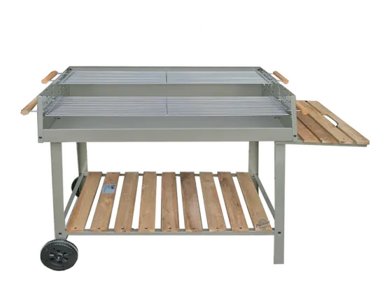 Holzkohlegrill 