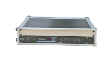 Yamaha REV100 Effektger&auml;t